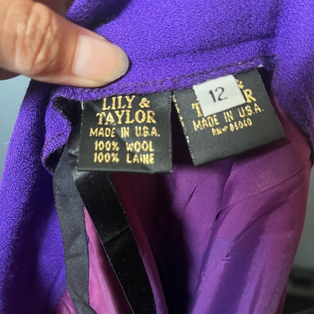 LILY and Taylor New York Fox Fur Sleeve Blazer and Skirt Suit Size 12 - Picture 6 of 6